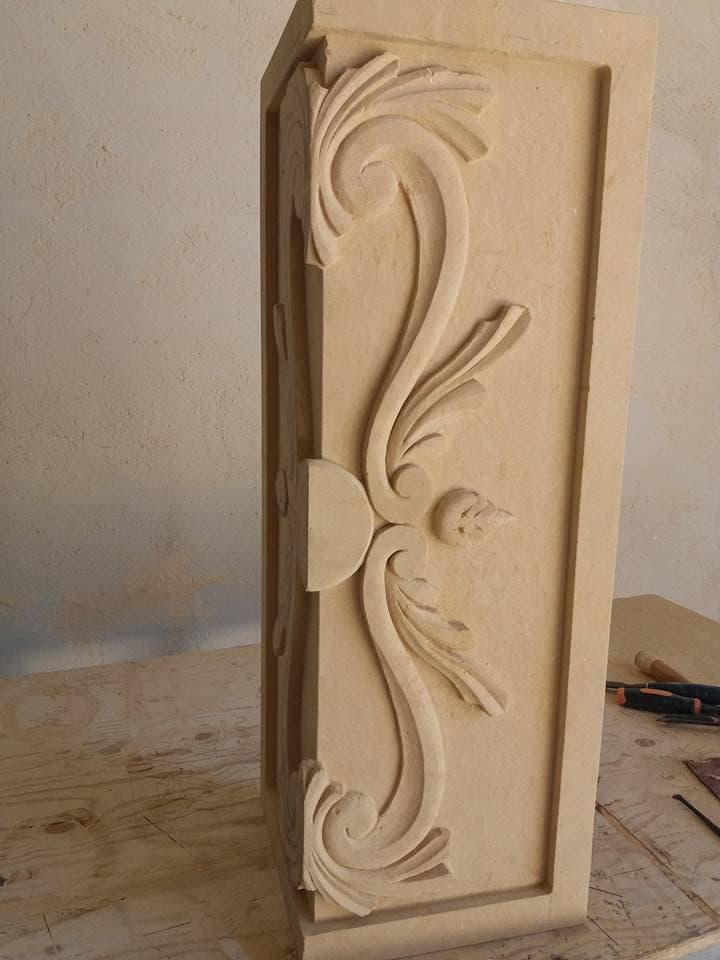 Decorazione in pietra leccese